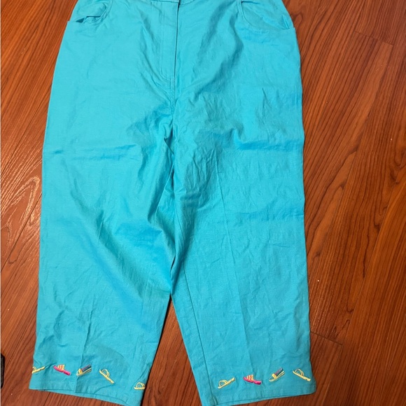 Blue capri and short sleeve zip up set - Picture 1 of 7